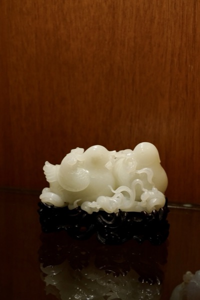 Pale Jade Twin Ducks Carving